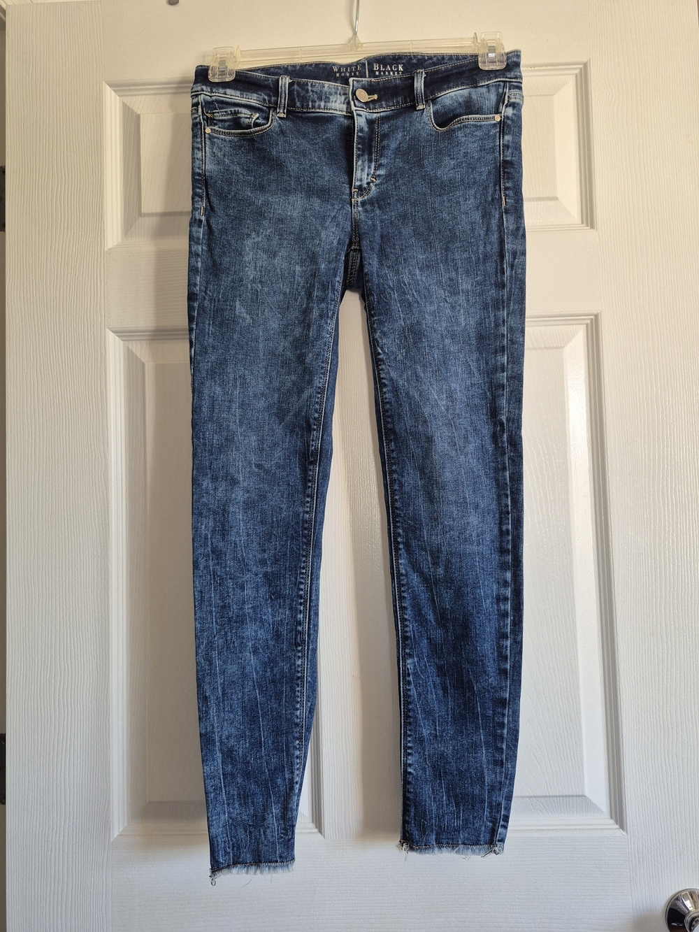 White House Black Market Women's Size 0 Mid-rise Wash Skinny Jeans